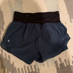 Lulu lemon athletica shorts
